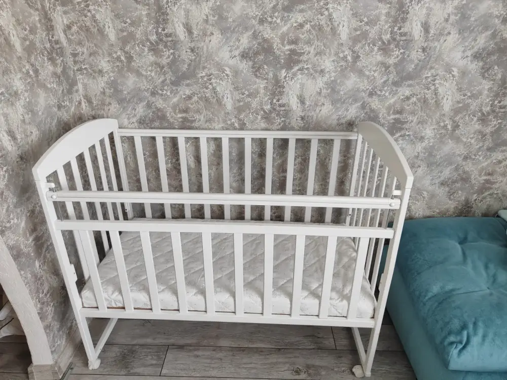 Продам детскую кроватку