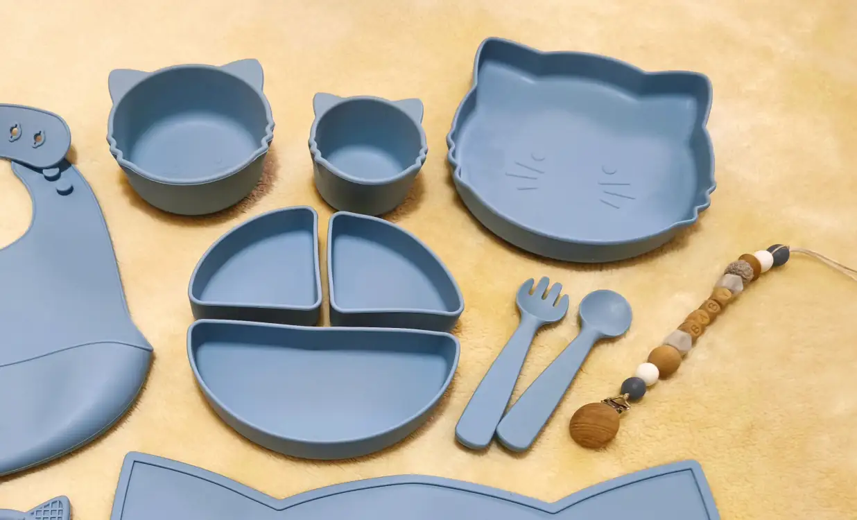 Силиконовый набор посуды + грызунки и прищепка