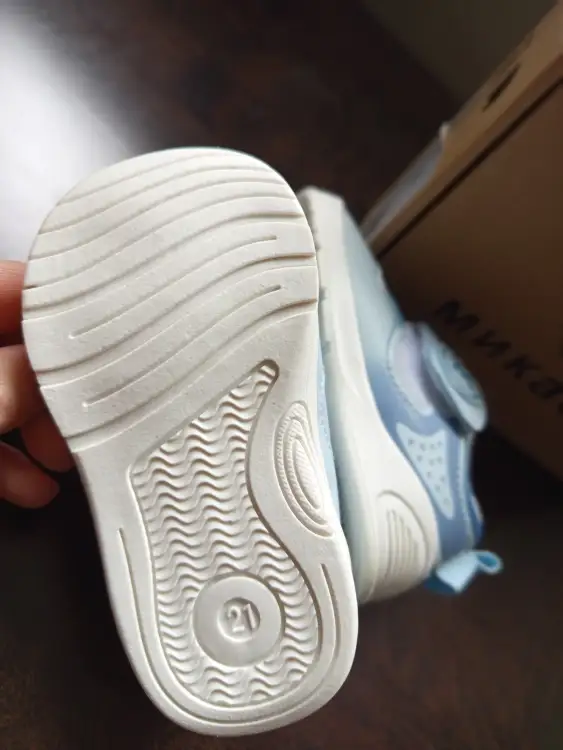 Кросовки для малыша. В идеальном состоянии.