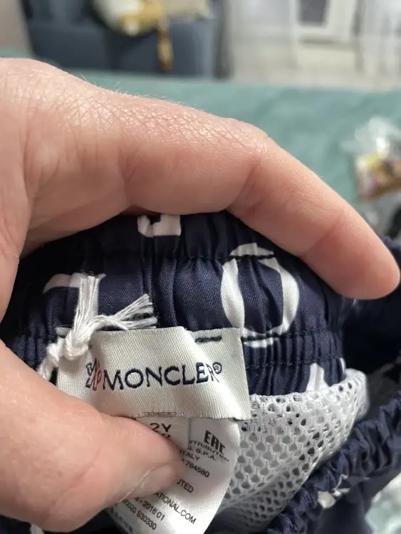 Шорты -плавки для мальчиков Moncler