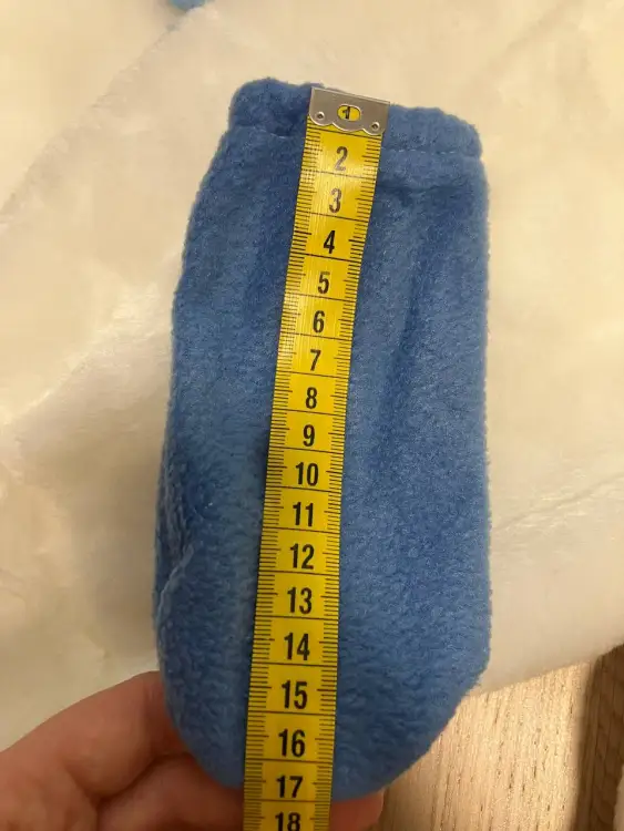 Новогодний костюм снеговика на рост 118-122. Состояние нового, был только 1 выход в нем.