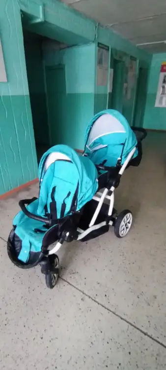 Коляска для двойни