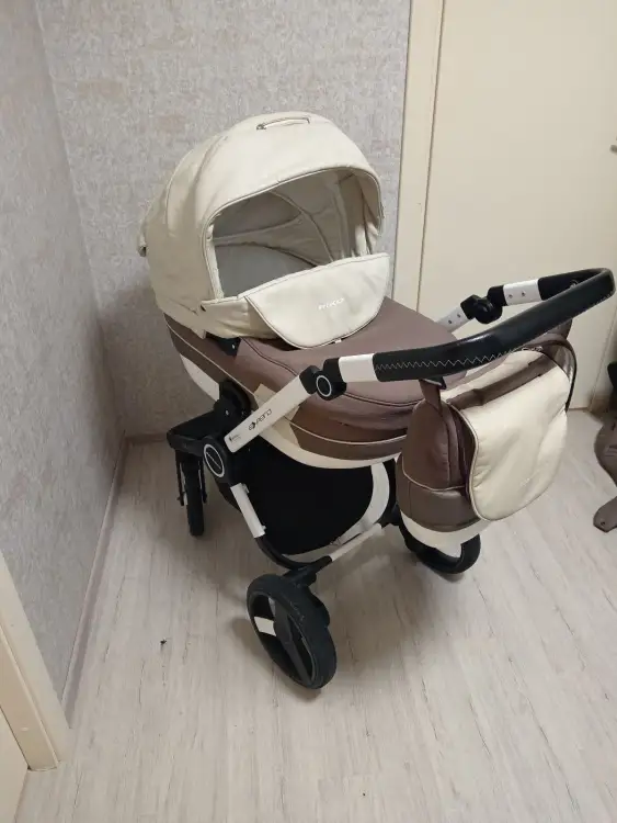 Коляска модульная 3 в 1 в хорошем состоянии