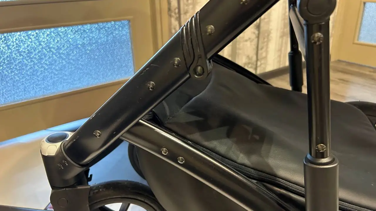 Коляска Riko Basic Ozon 2/1