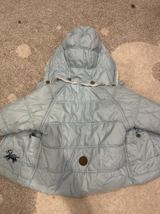 Тёплая куртка фирмы Huppa