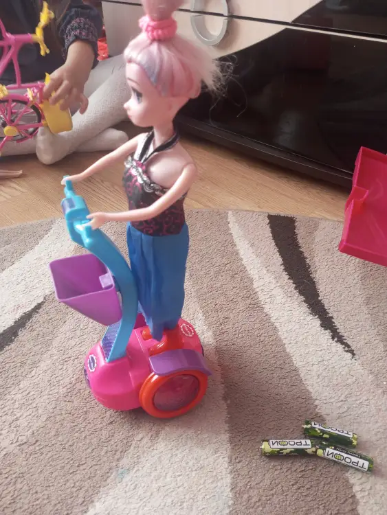 Гироскутер музыкальный для барби