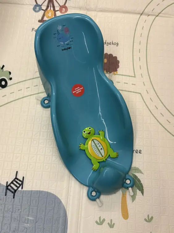 Лот одежды на девочку + горка для купания и термометр