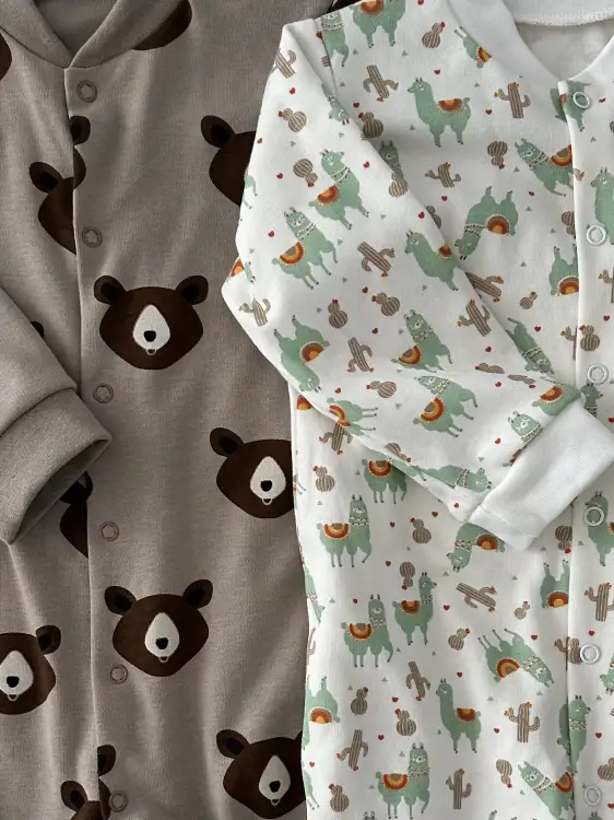 Два новых комбинезона 80 размер