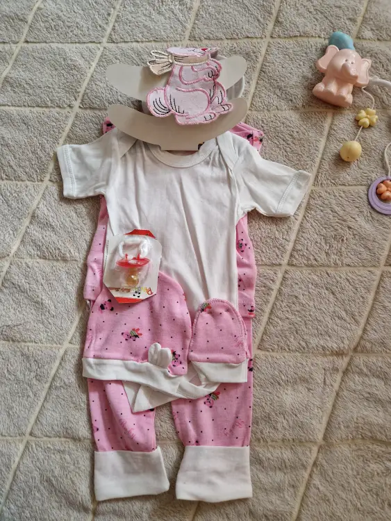 Комплект для девочки 68-74 р-р