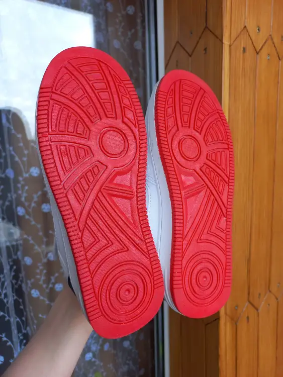 Новые ботинки, высокие кеды