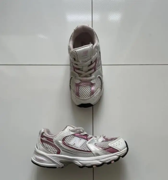 Кроссовки New Balance ( оригинал) для девочки