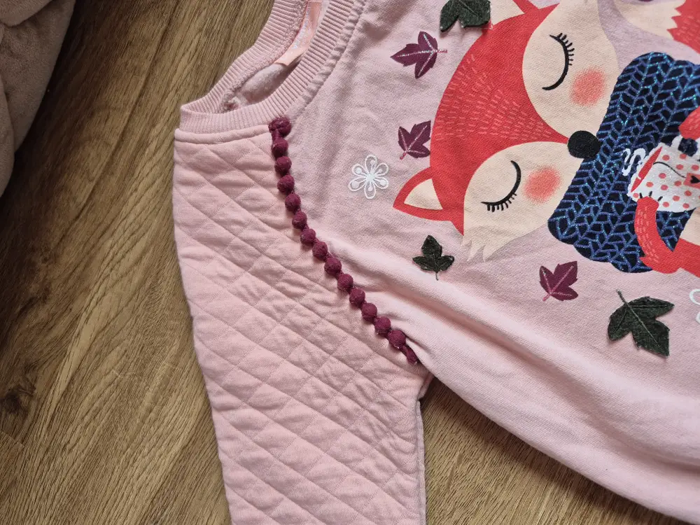 Лот для девочки на рост 104