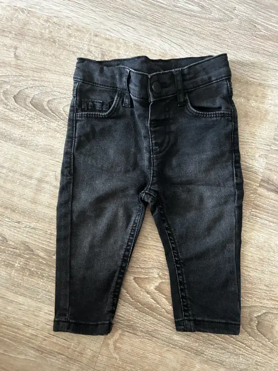 Джинсы на малыша