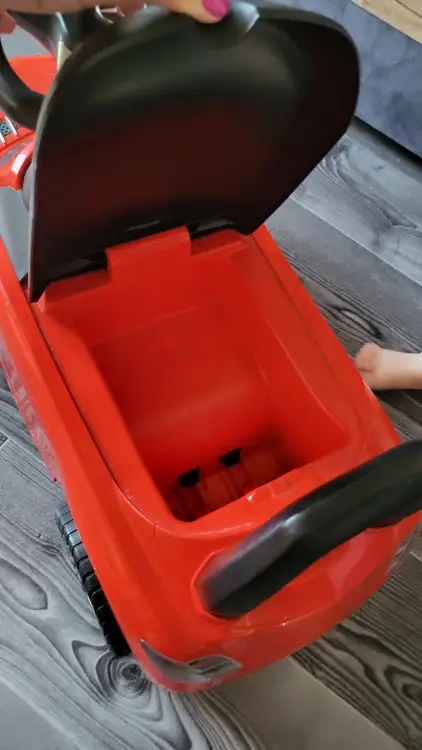 Машинка-каталка