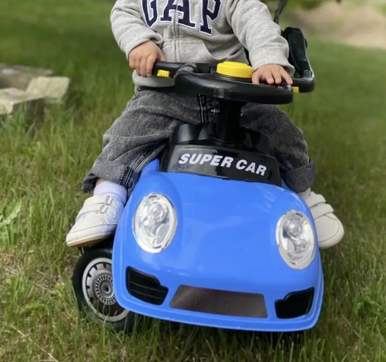 Машинка каталка