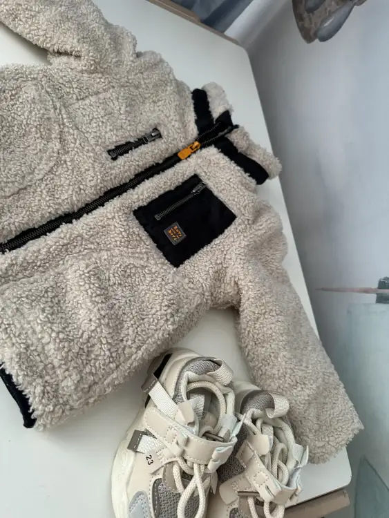 Куртка reserved