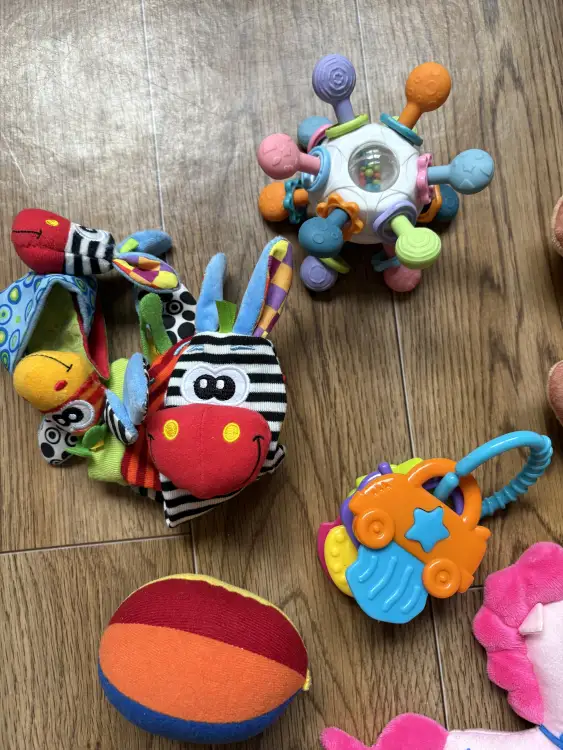 Игрушки до года