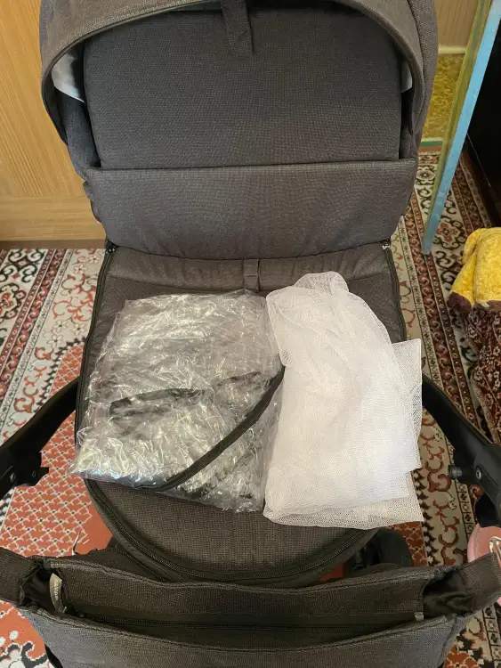 Коляска 2 в 1 в отличном состоянии