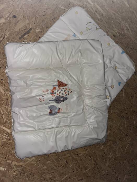 Матрасики для пеленания