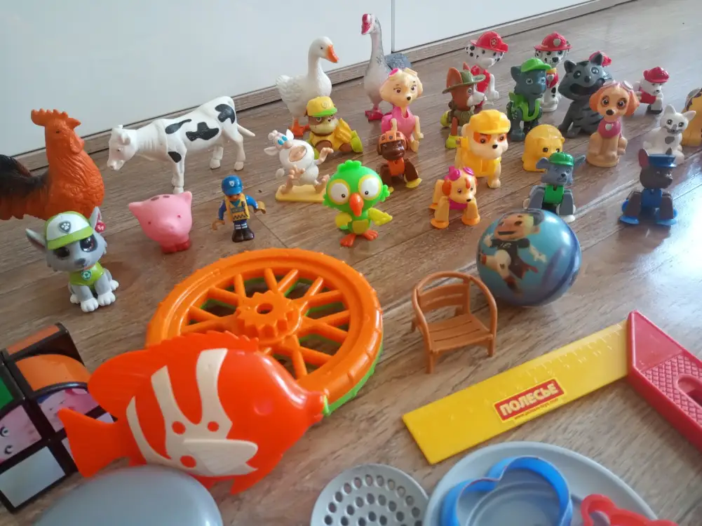 Игрушки фигурки