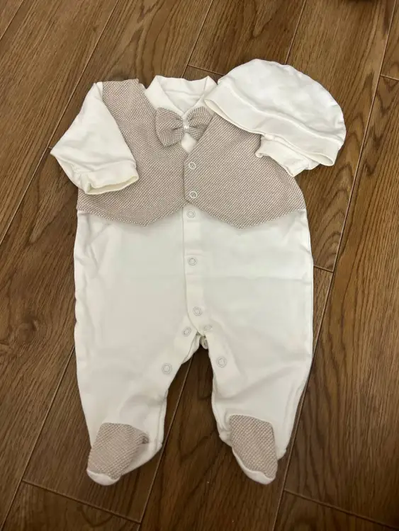Костюм детский для новорожденного на выписку