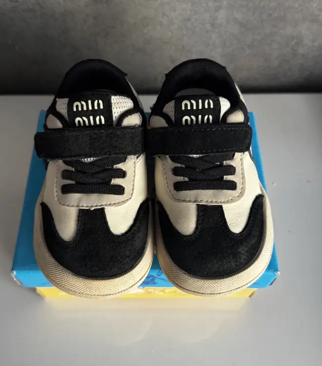 Кроссовки 24 размера