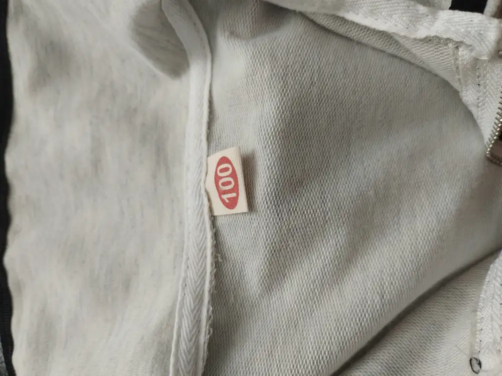 Костюм на девочку трикотажный