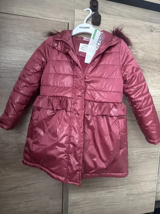 Зимняя куртка для девочки, новая
