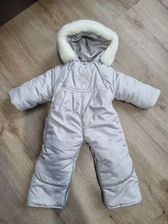 Комбинезон зимний 62-74 см +пинетки в подарок