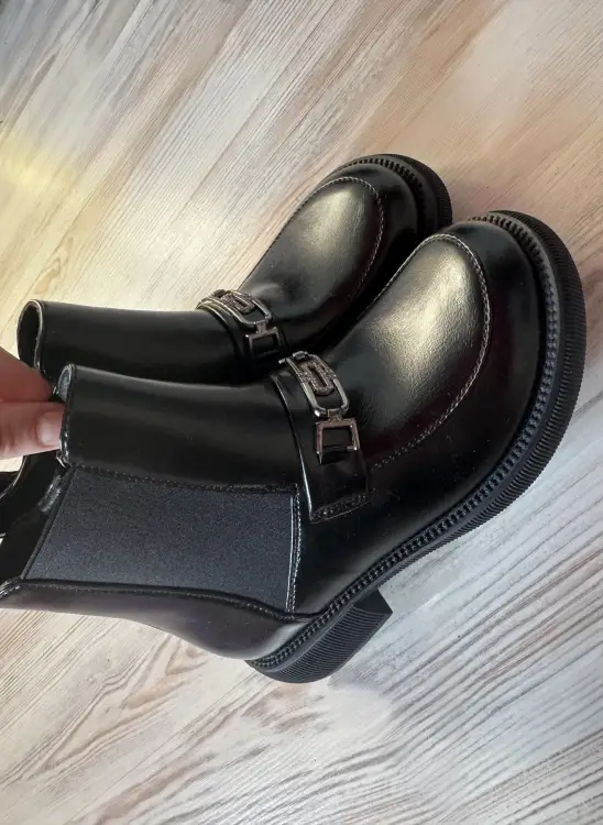 Сапоги для девочки новые