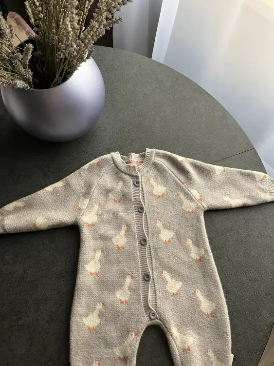 Вязаный комбинезон на пуговках 74