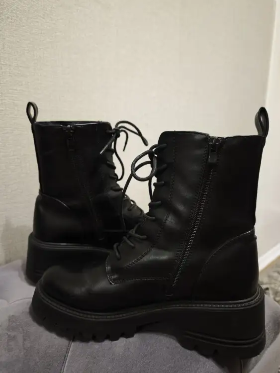 Ботинки женские