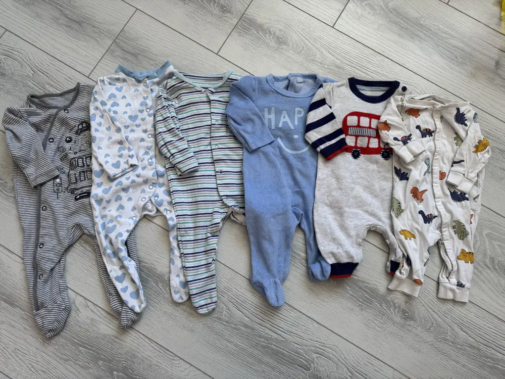 Лот одежды для малыша на рост 56-62