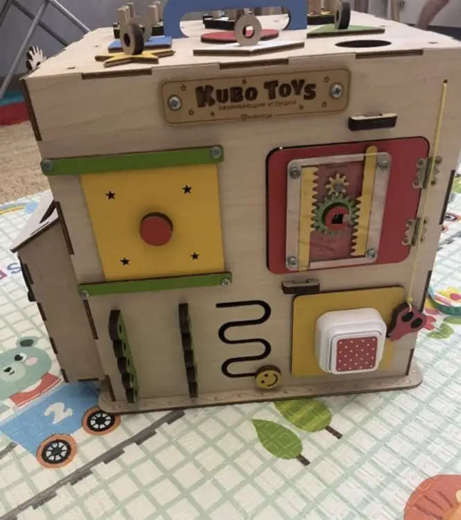 Бизикуб kubotoys