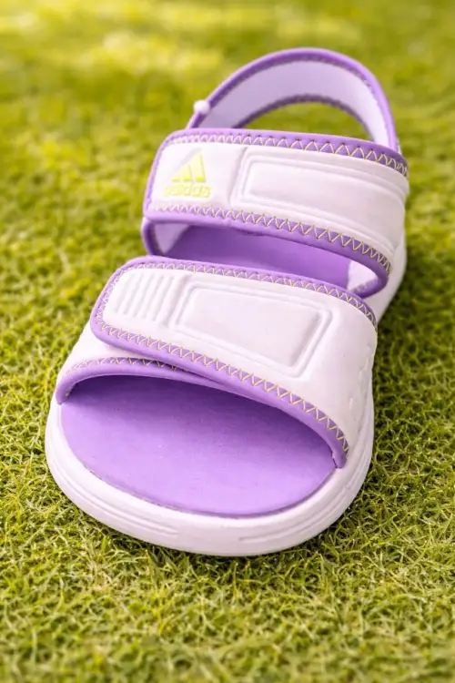 Adidas сандалии новые для мальчика и для девочки р.32