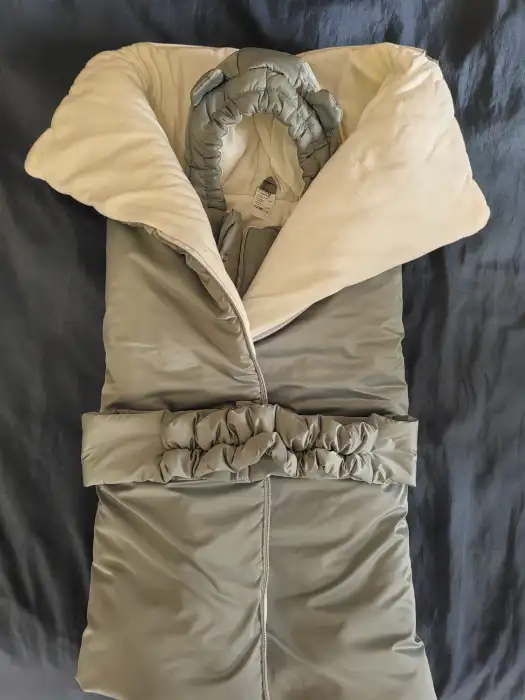 Комбинезон теплый на выписку