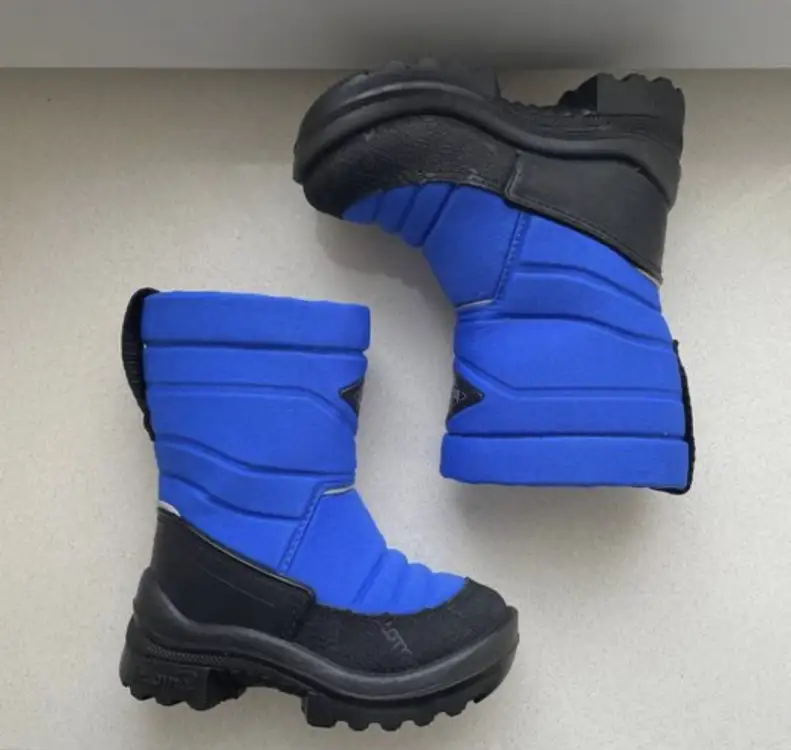 Зимние сапожки KUOMA( Финляндия), стелька 15 см. Новые!