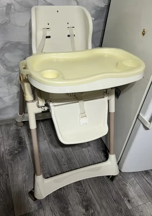 Столик детский для кормления