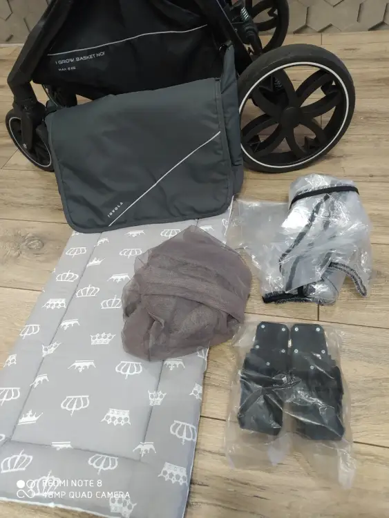 Коляска 3 в 1 в хорошем состоянии