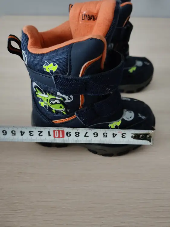 Зимние ботинки