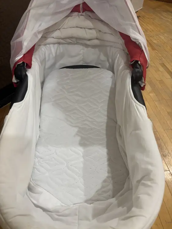 Коляска 2в1 в хорошем состоянии