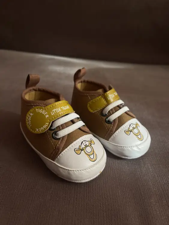 Кроссовки-пинетки