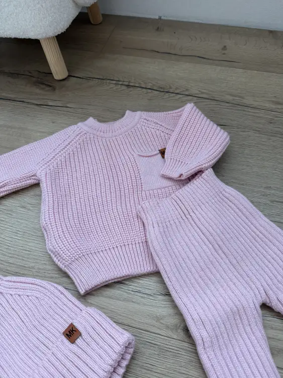 Теплый вязаный костюм на 6-9 месяцев
