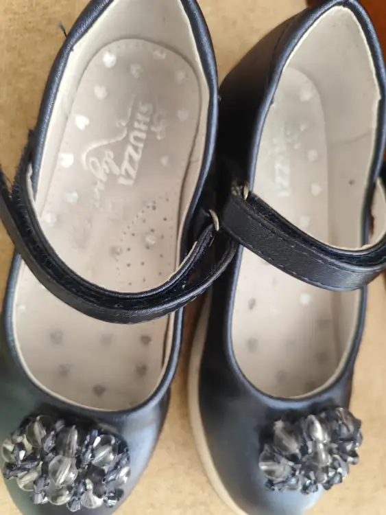 Красивые туфли на девочку