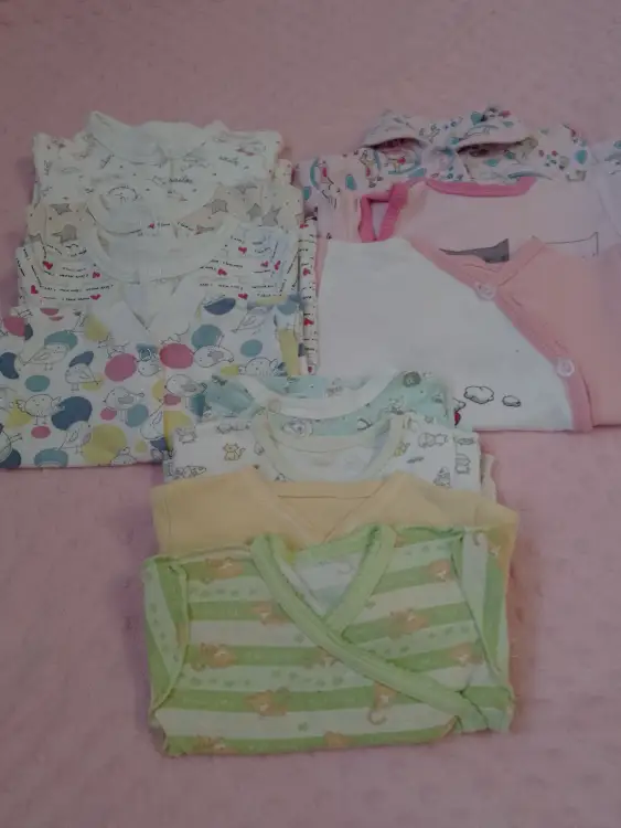 Лот кофточке для малышей