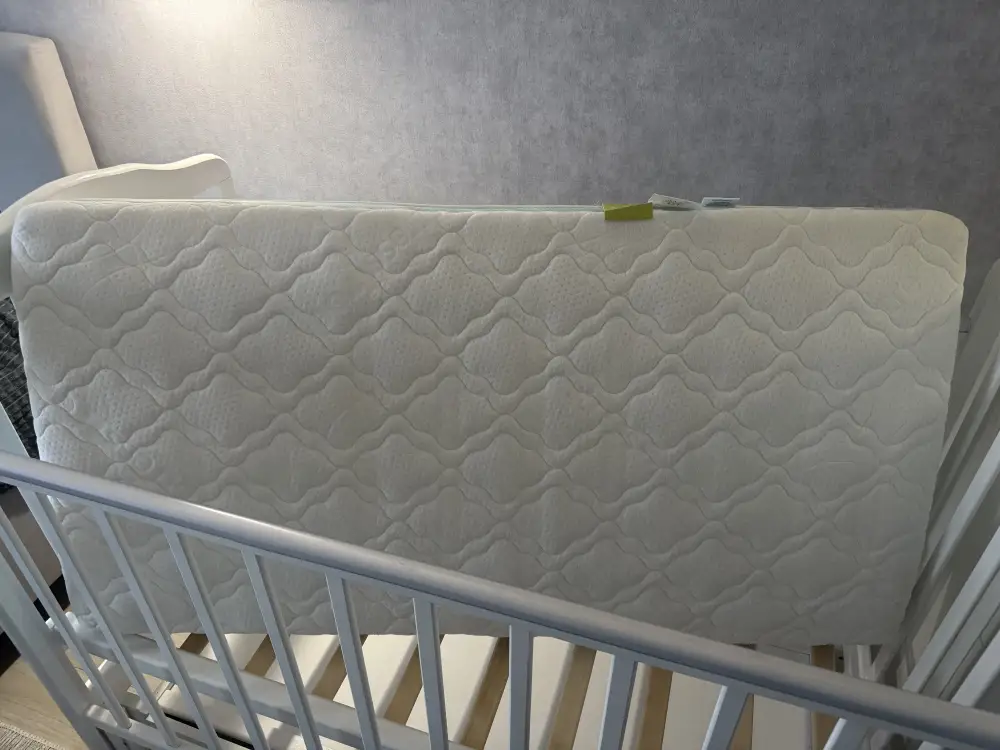 Кроватка детская