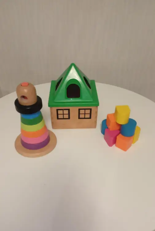 Пирамидка и домик-головоломка Икеа Мула