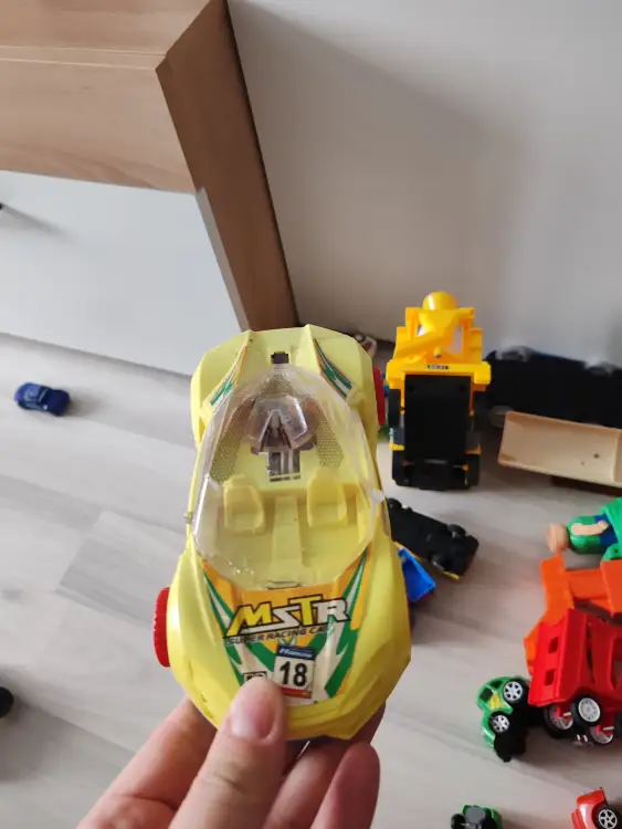 Лот машинок