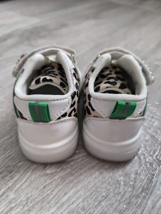 Кедики для девочки 20 размера