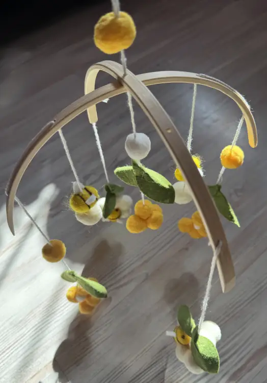 Мобиль в кроватку+держатель+музыкальный блок